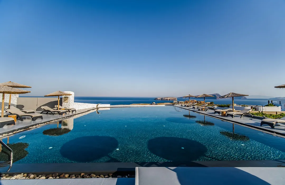 Serenita Luxury Suites-1