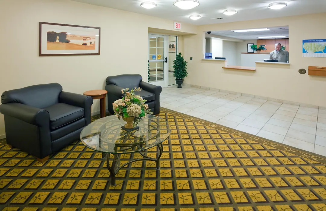 Candlewood Suites Milwaukee Brown Deer, An Ihg Hotel-1