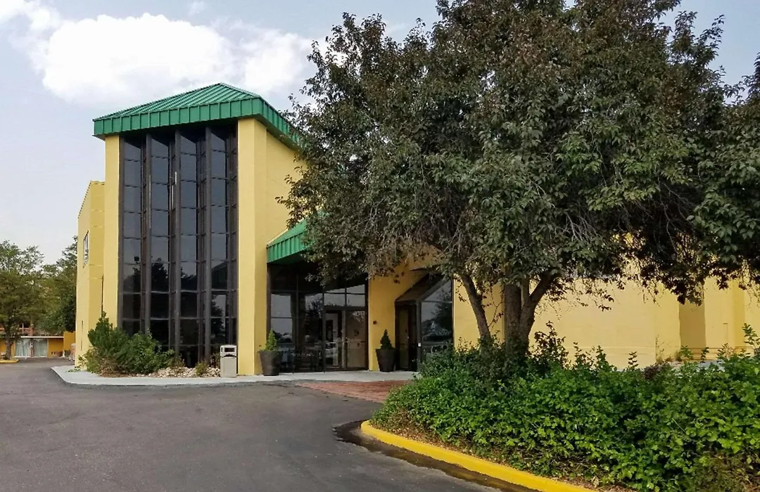 Clarion Inn-1