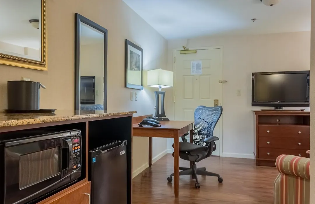 Country Inn & Suites By Radisson, Knoxville At Cedar Bluff, Tn-1