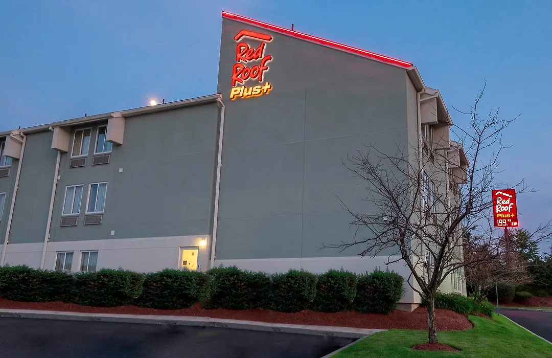 Red Roof Inn Plus+ Boston - Logan-1