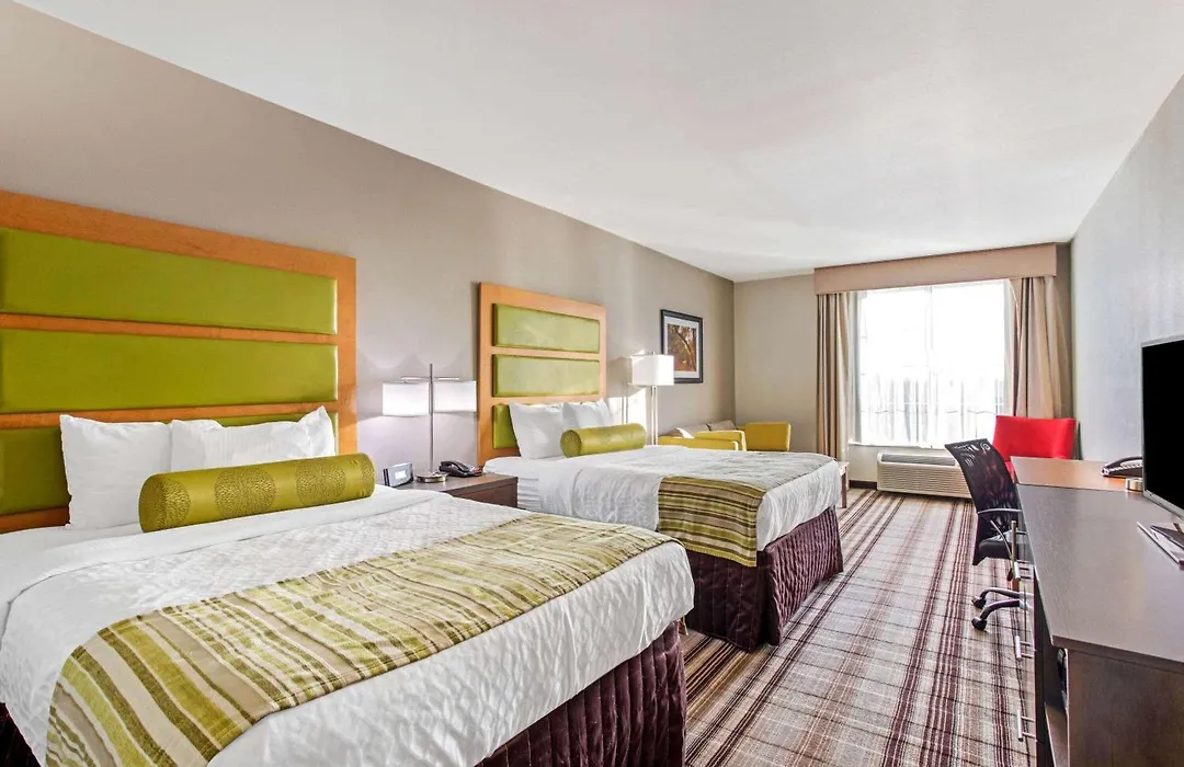 La Quinta By Wyndham Paducah-1