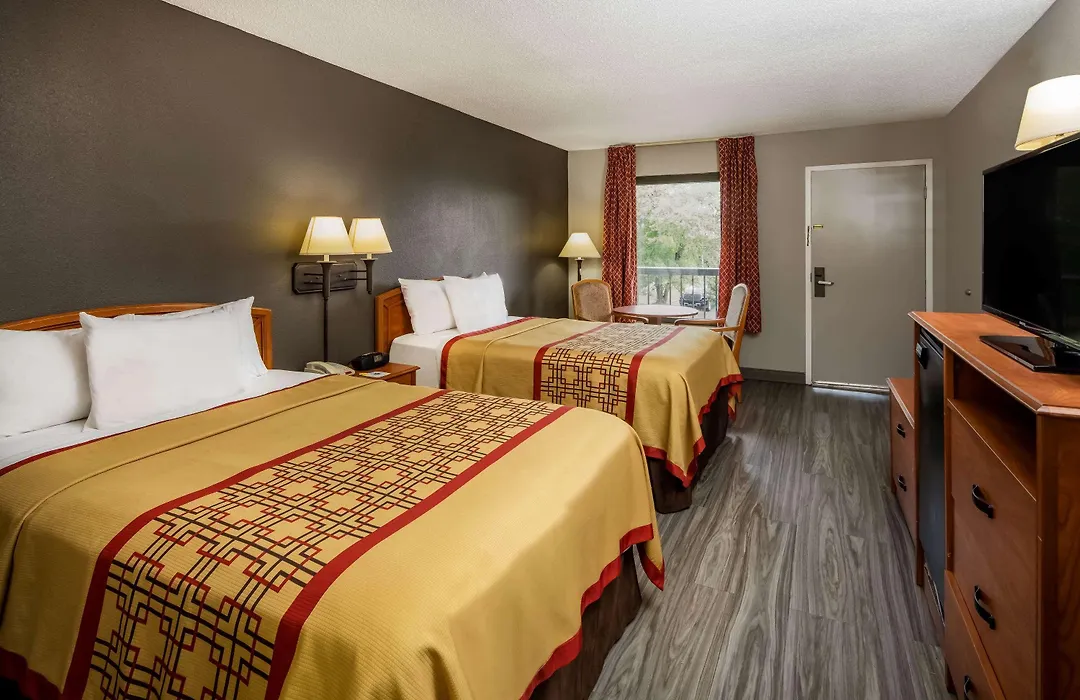 Days Inn By Wyndham Wilson-1
