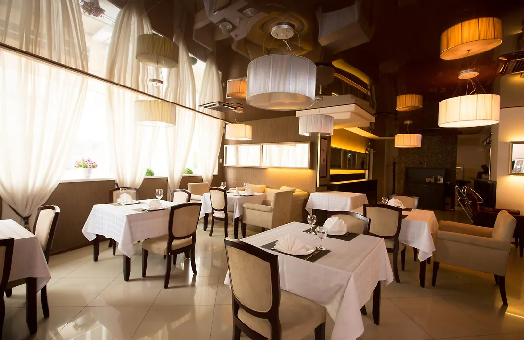 Jumbo Hotel-1