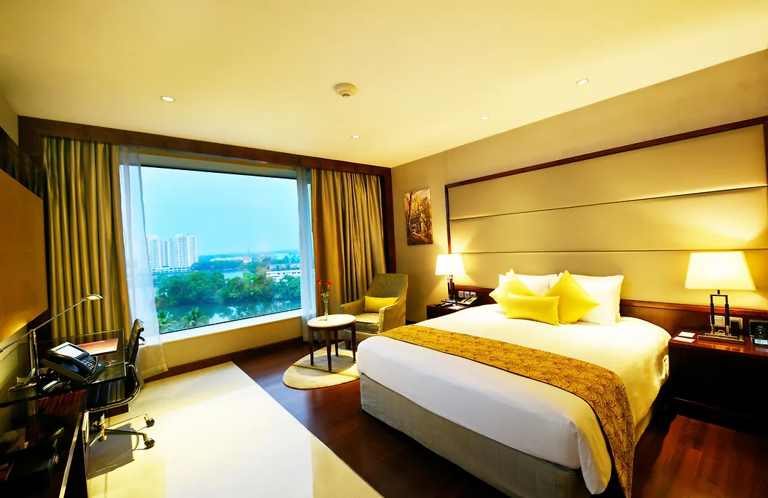 Crowne Plaza Kochi By Ihg-1