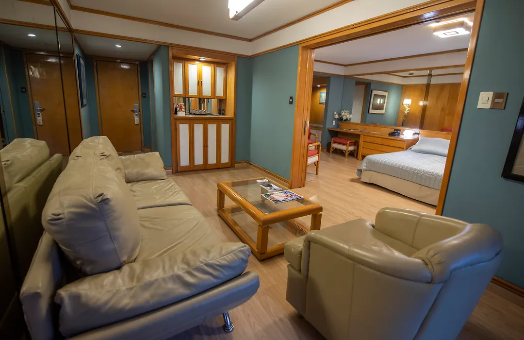 Hotel Cecilia-1