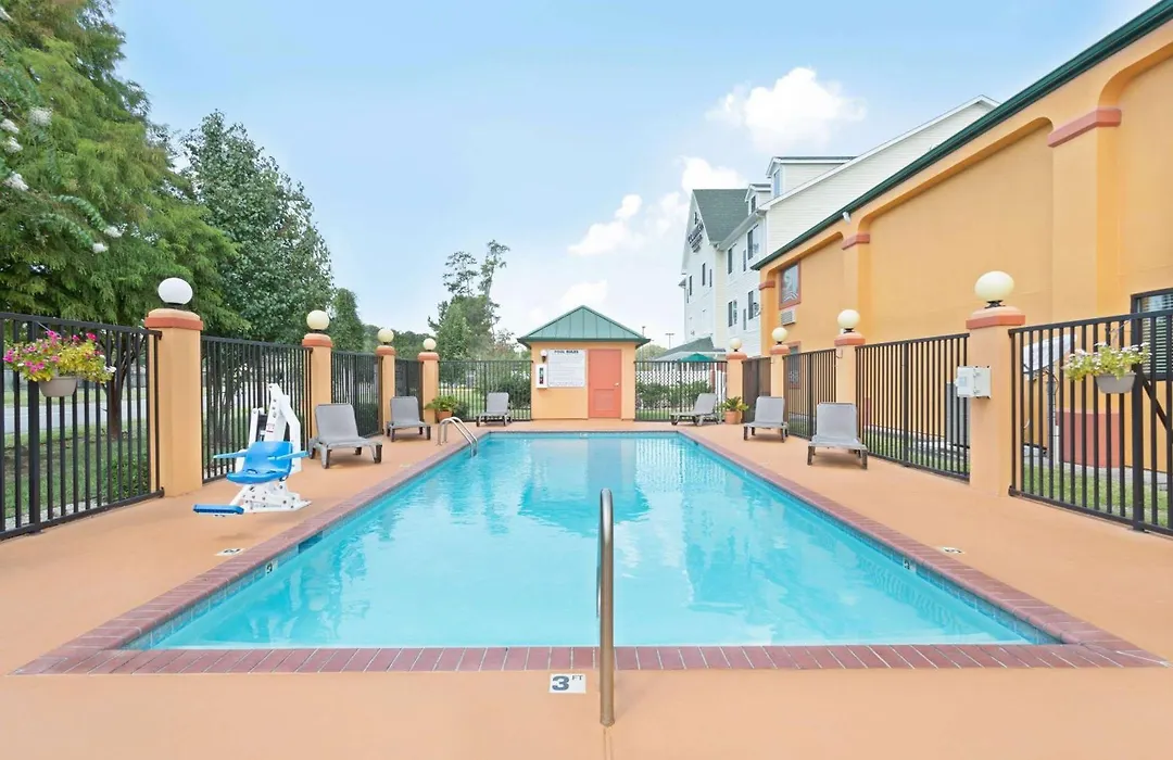 Super 8 By Wyndham Covington-1