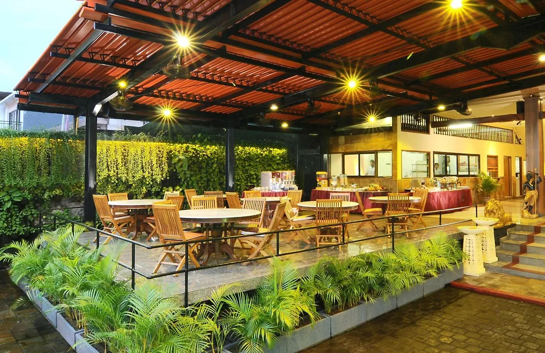 Green Garden Hotel-1
