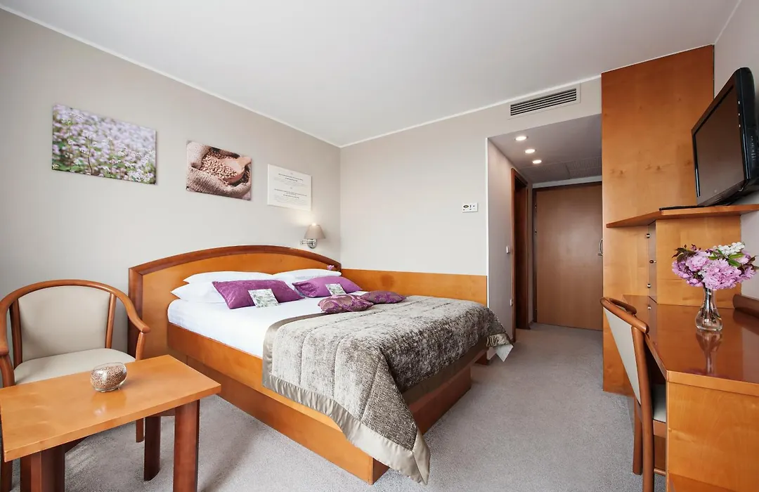 Hotel Ajda - Terme 3000 - Sava Hotels & Resorts-1