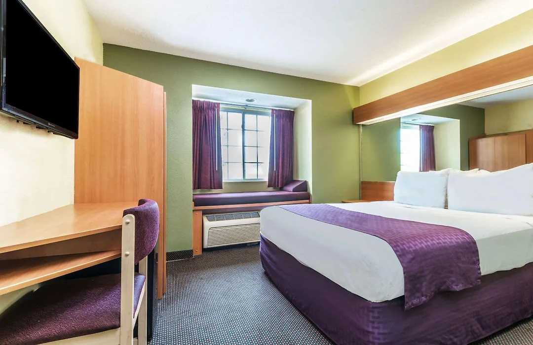Microtel Inn & Suites By Wyndham Auburn-1