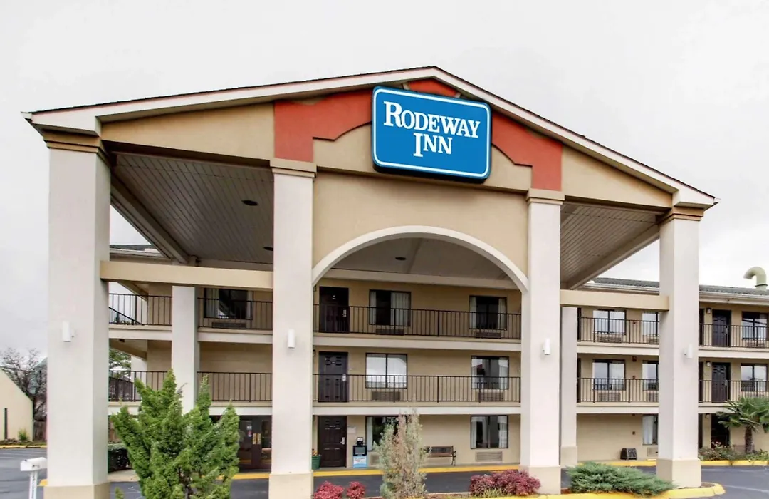 Rodeway Inn North Ridgeland-1