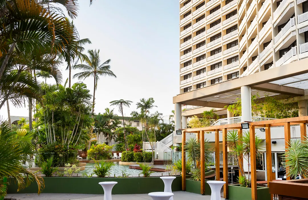 Rydges Esplanade Resort Cairns-1