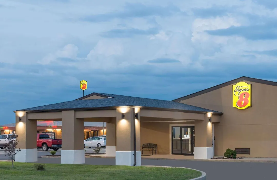 Super 8 By Wyndham Charleston Sikeston East Mo-1