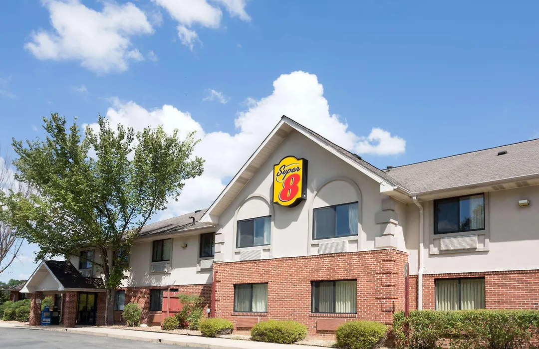 Super 8 By Wyndham Prince Frederick-1