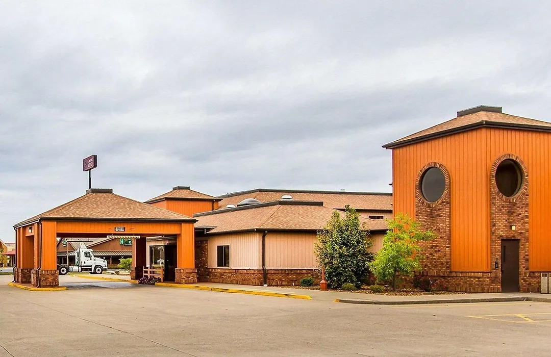 Quality Inn & Suites Marion-1