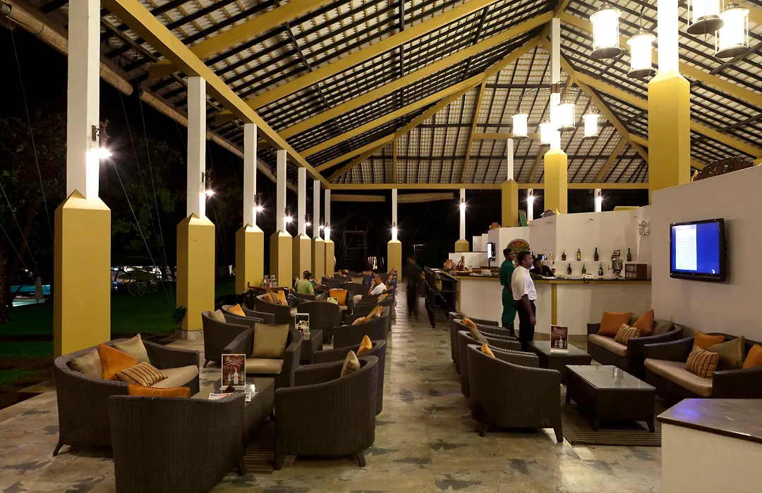 Amaya Lake Dambulla-1