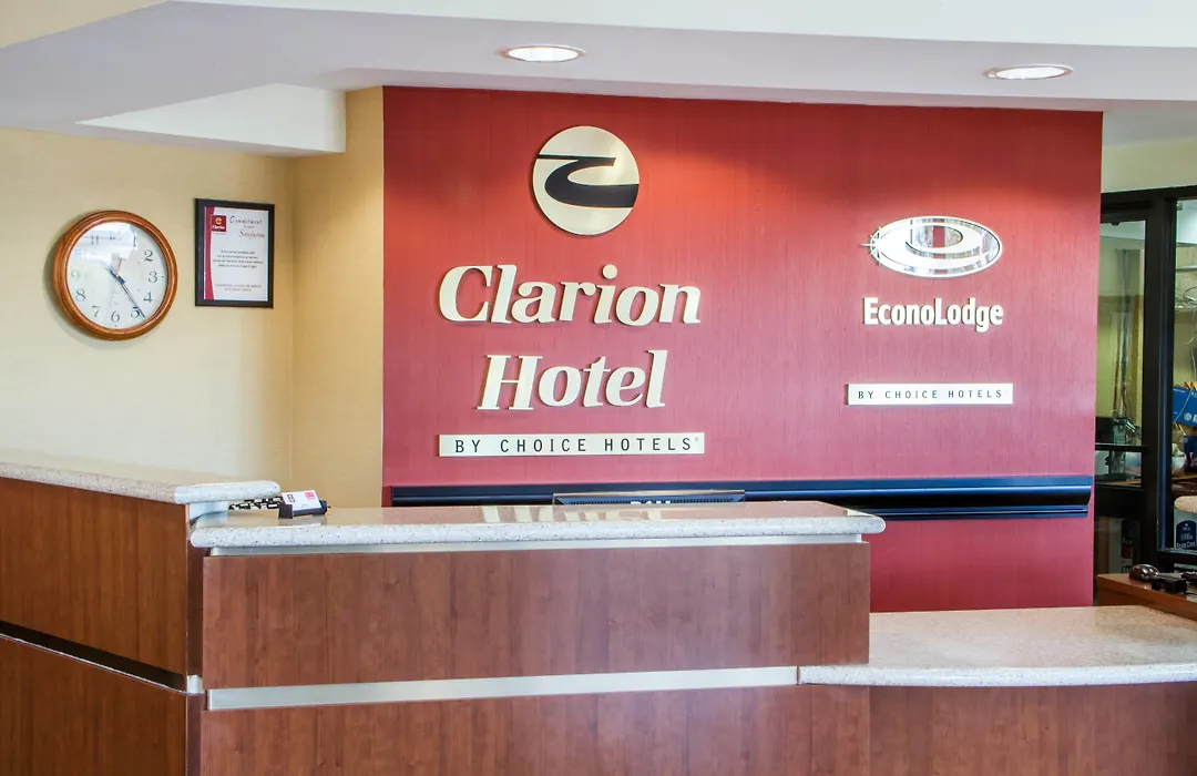 Econo Lodge Broken Arrow-Tulsa-1
