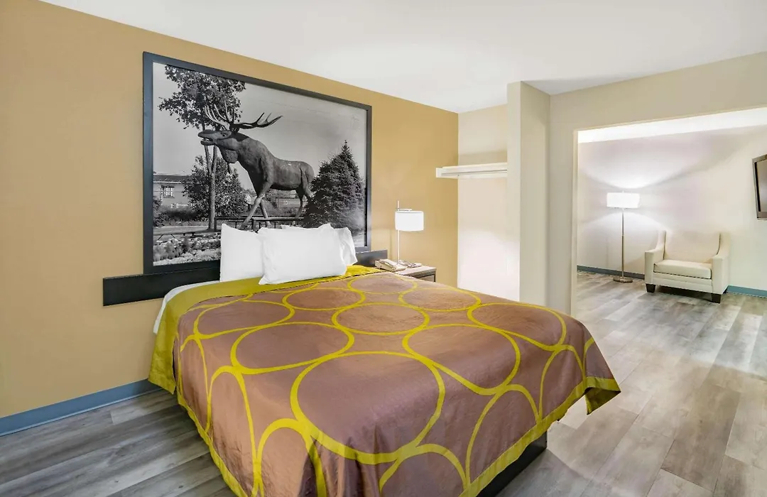 Super 8 By Wyndham Amarillo West-1