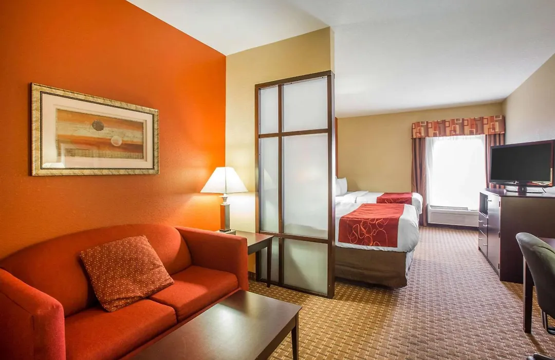 Comfort Suites Golden Isles Gateway-1