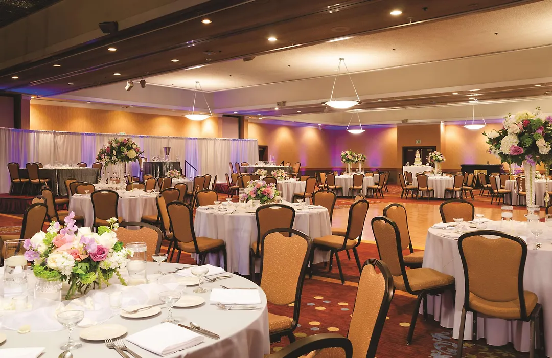 Doubletree By Hilton Bakersfield-1