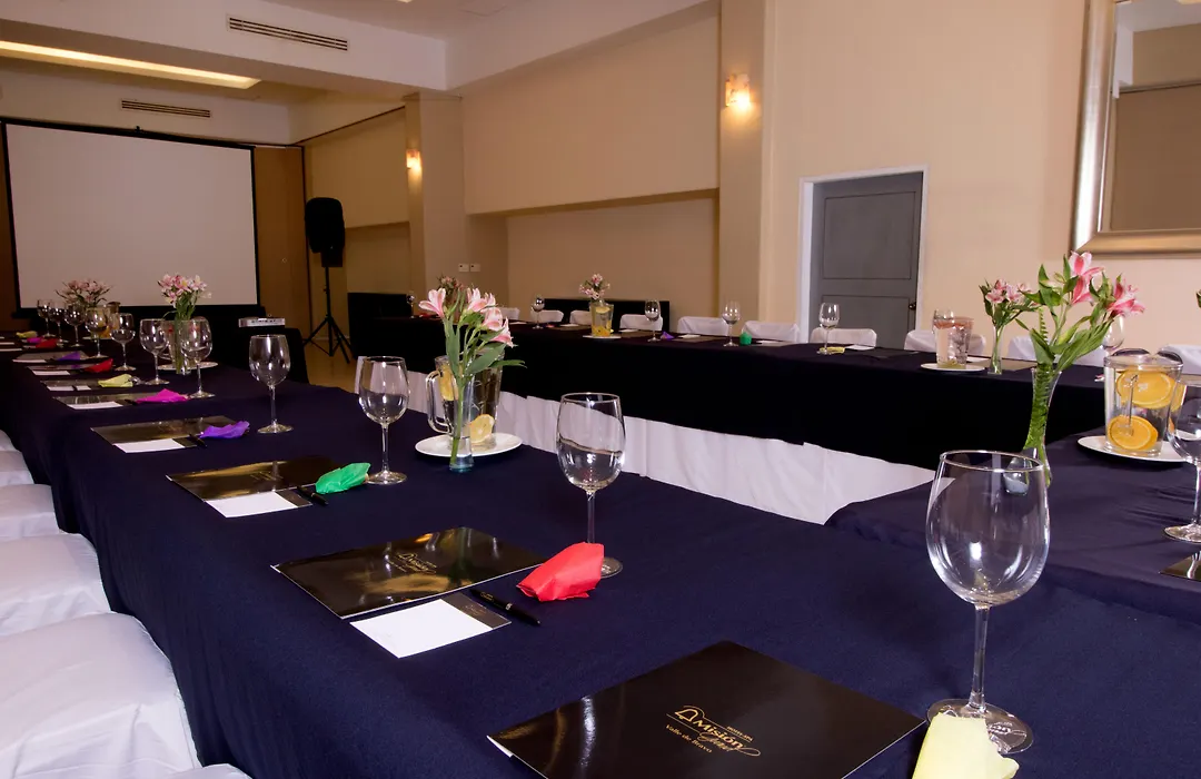 Hotel Mision Grand Valle De Bravo-1