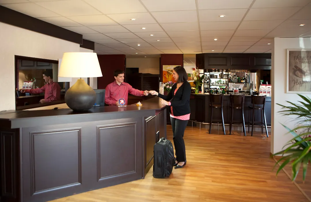 Sure Hotel By Best Western Bordeaux Lac-1
