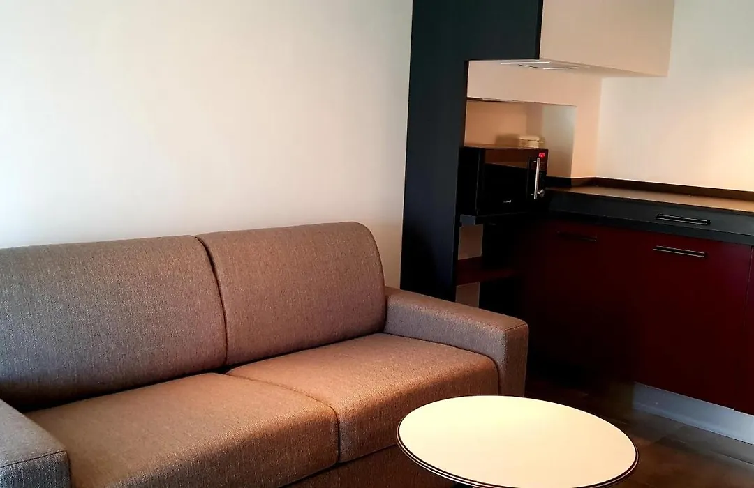 En Aparté-1