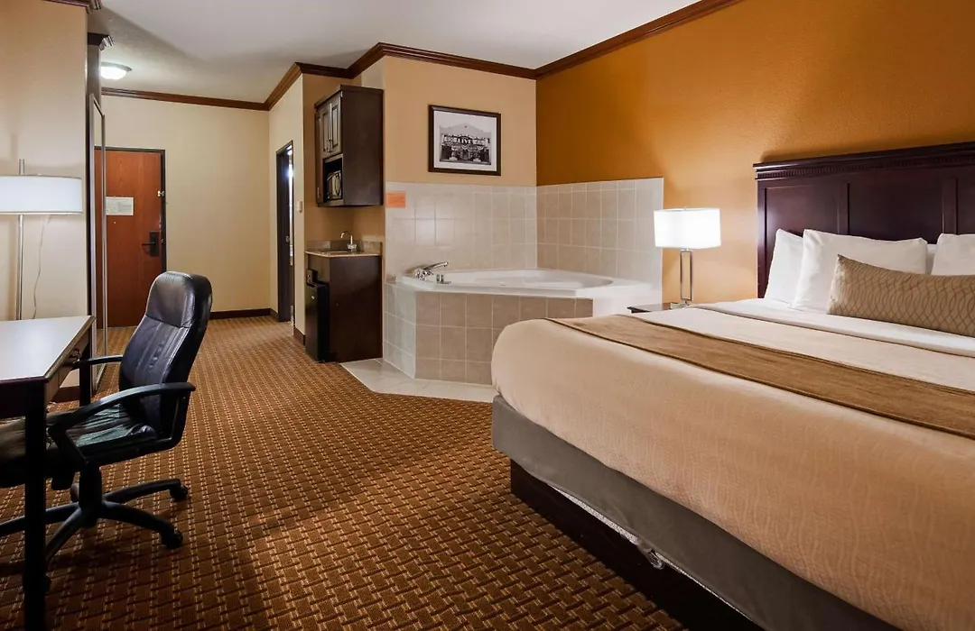 Best Western Granbury Inn And Suites-1