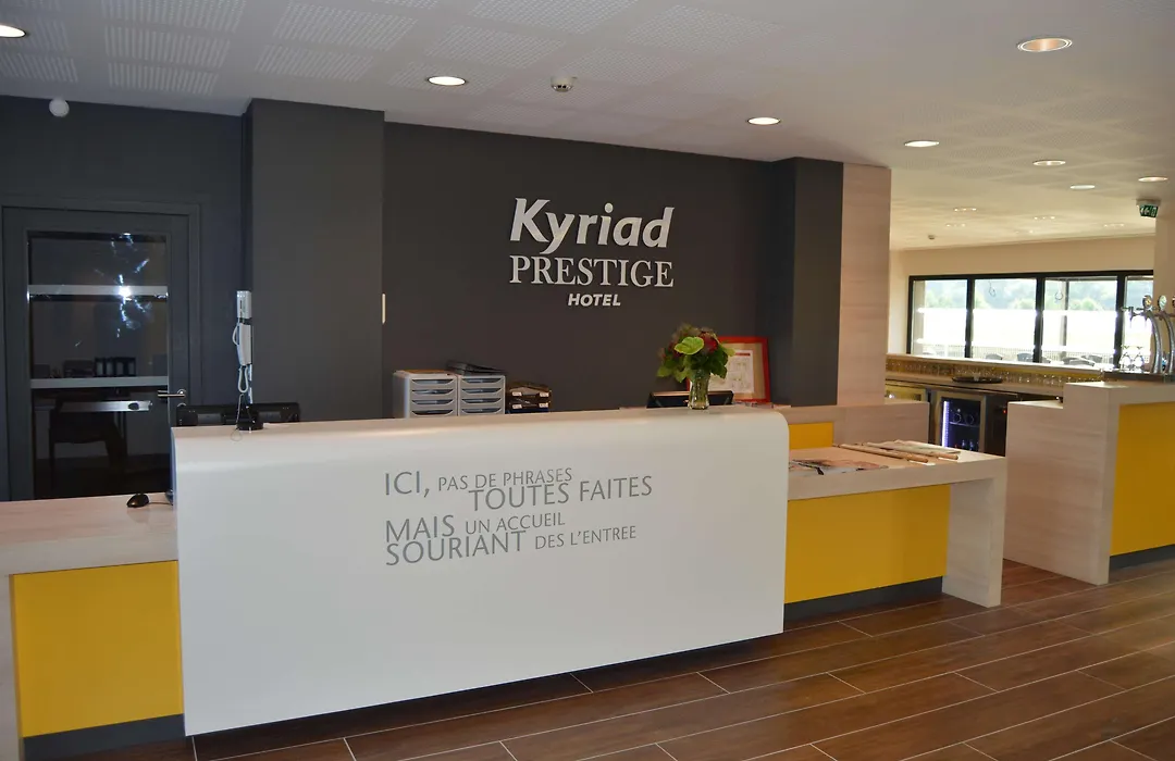 Kyriad Prestige Pau – Palais des Sports-1