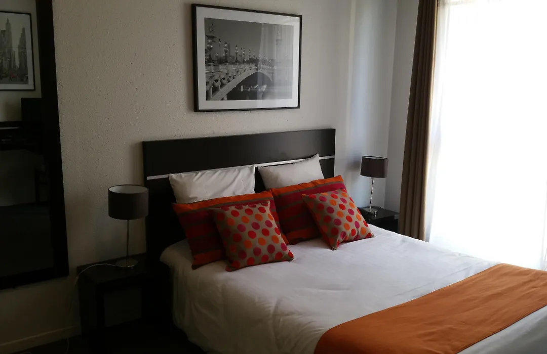 Nemea Appart Hotel Home Suite Nancy Centre-1