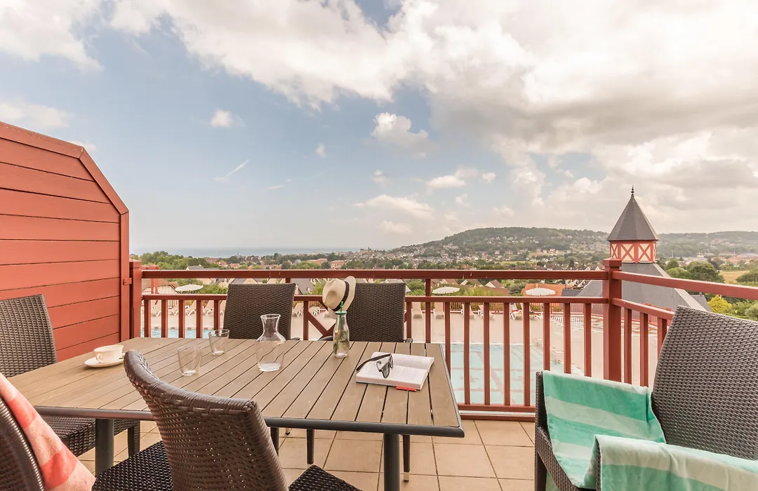 Pierre & Vacances Premium Residence & Spa Houlgate-1
