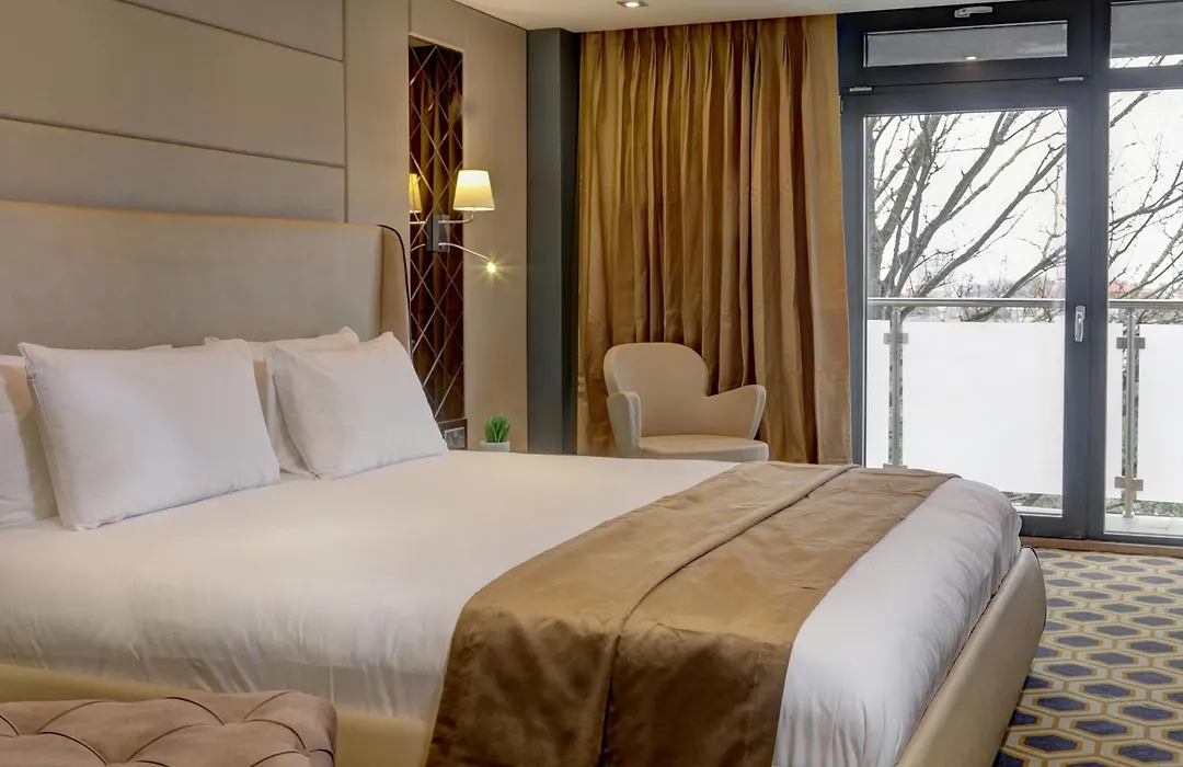 Putney Hotel-1