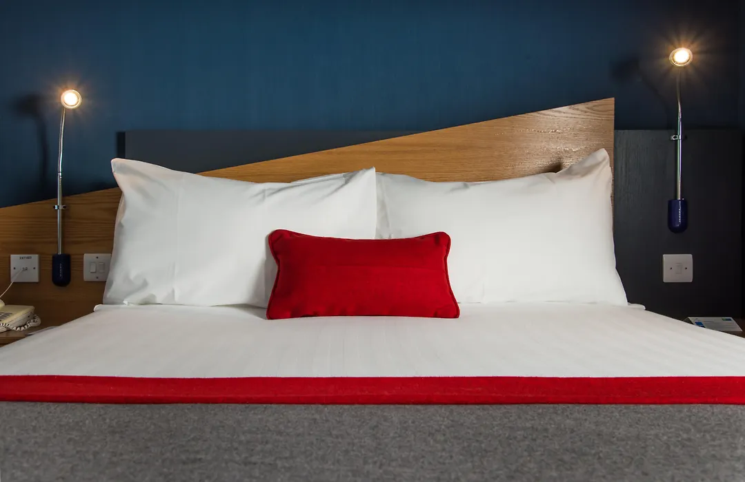 Holiday Inn Express Stoke-On-Trent By Ihg-1
