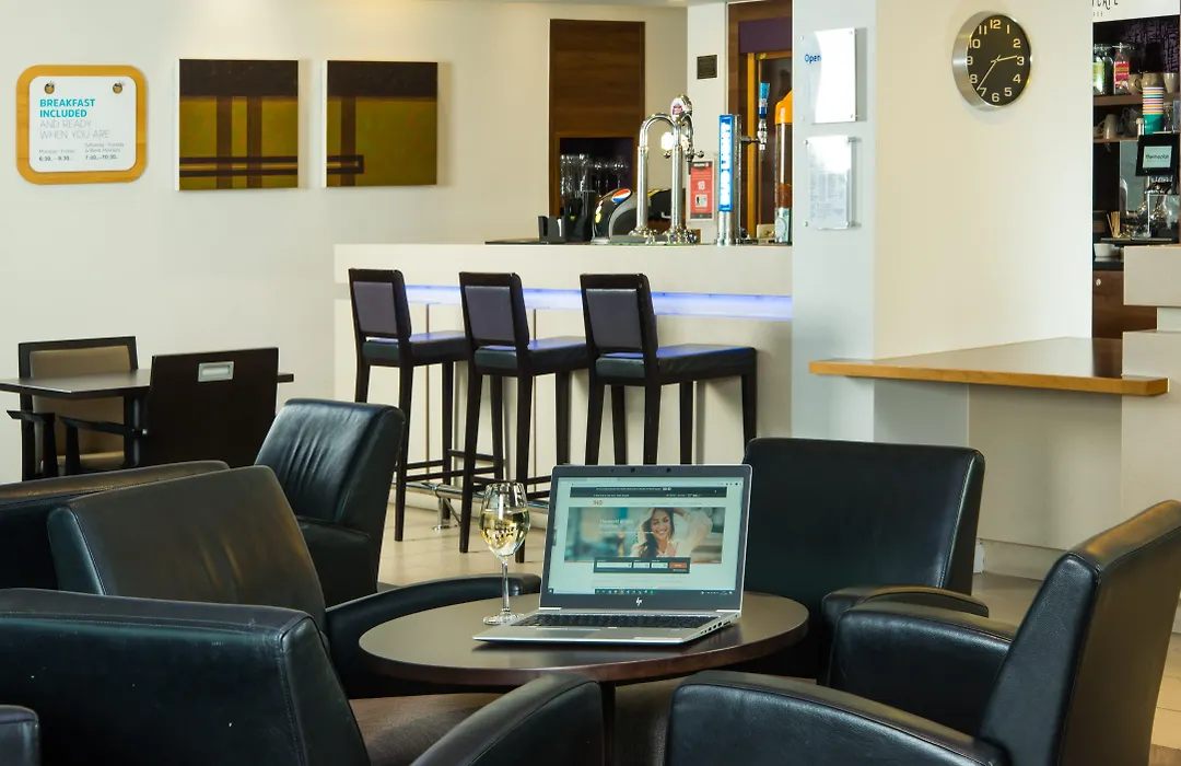 Holiday Inn Express Lincoln City Centre By Ihg-1