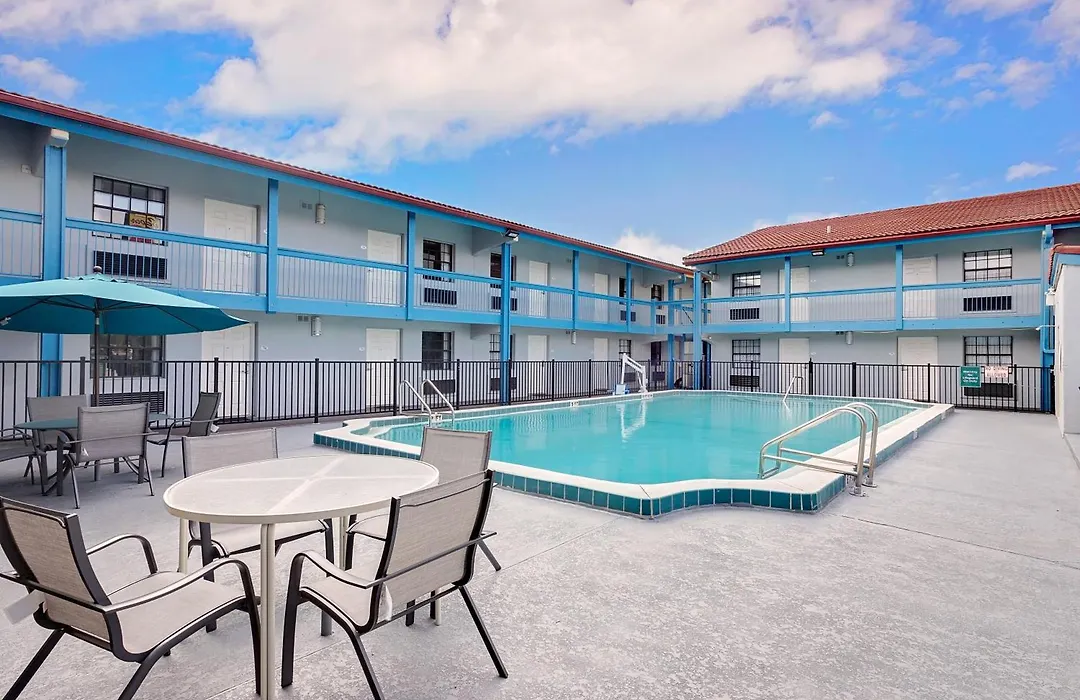 Baymont By Wyndham Jacksonville Orange Park-1