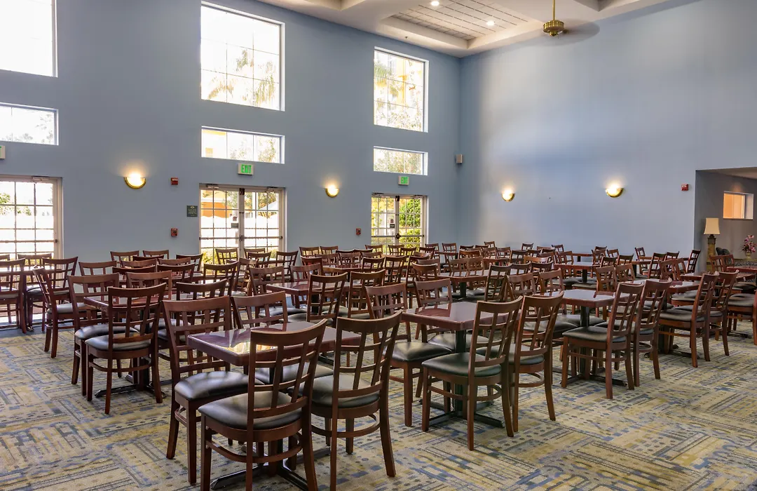 Surestay Plus By Best Western Orlando Lake Buena Vista-1