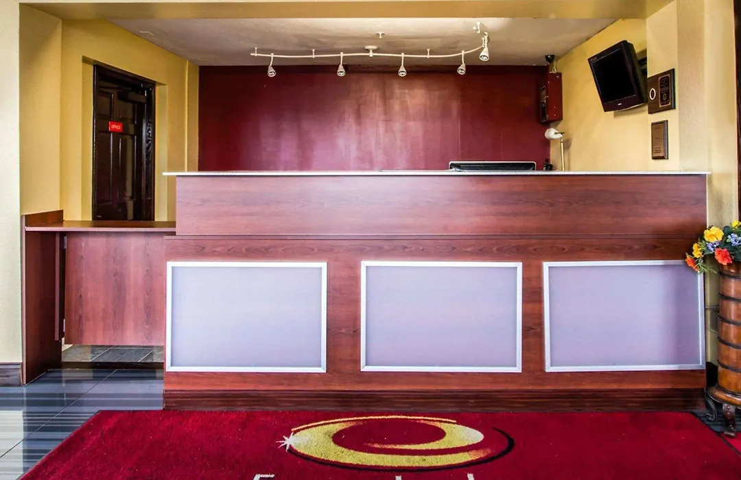 Econo Lodge Tonawanda I-290-1