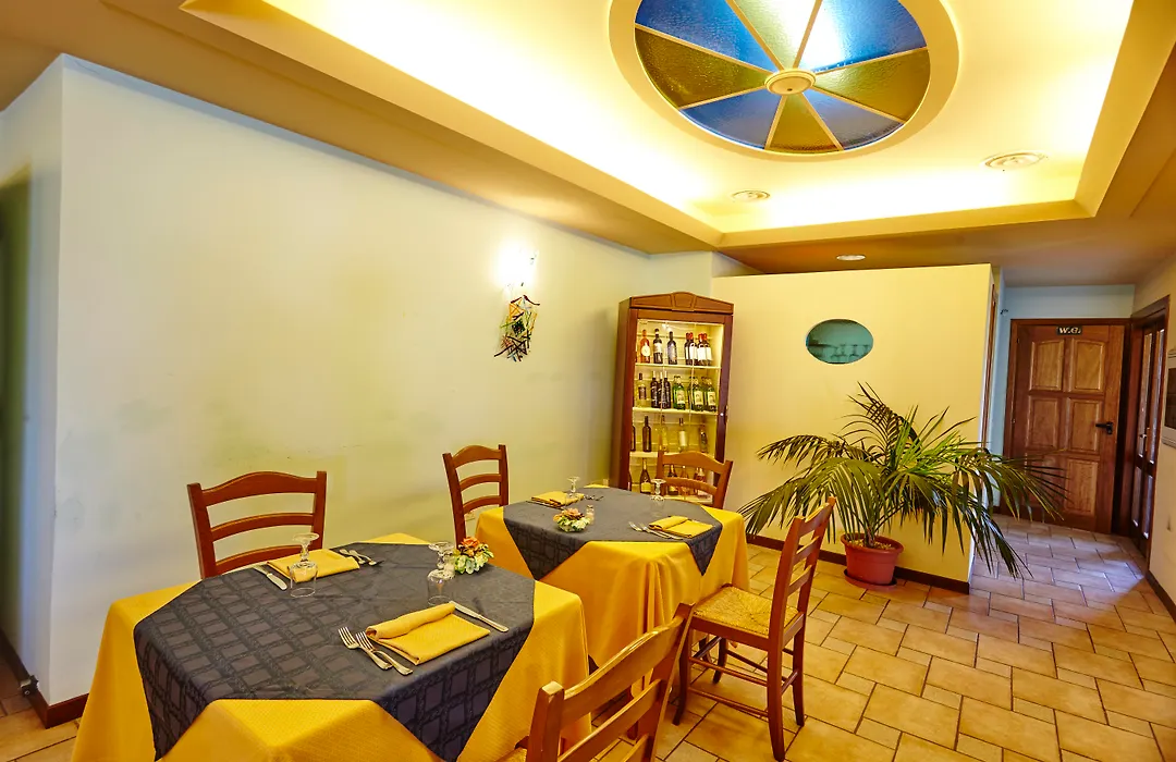 Hotel Cala Mirto-1