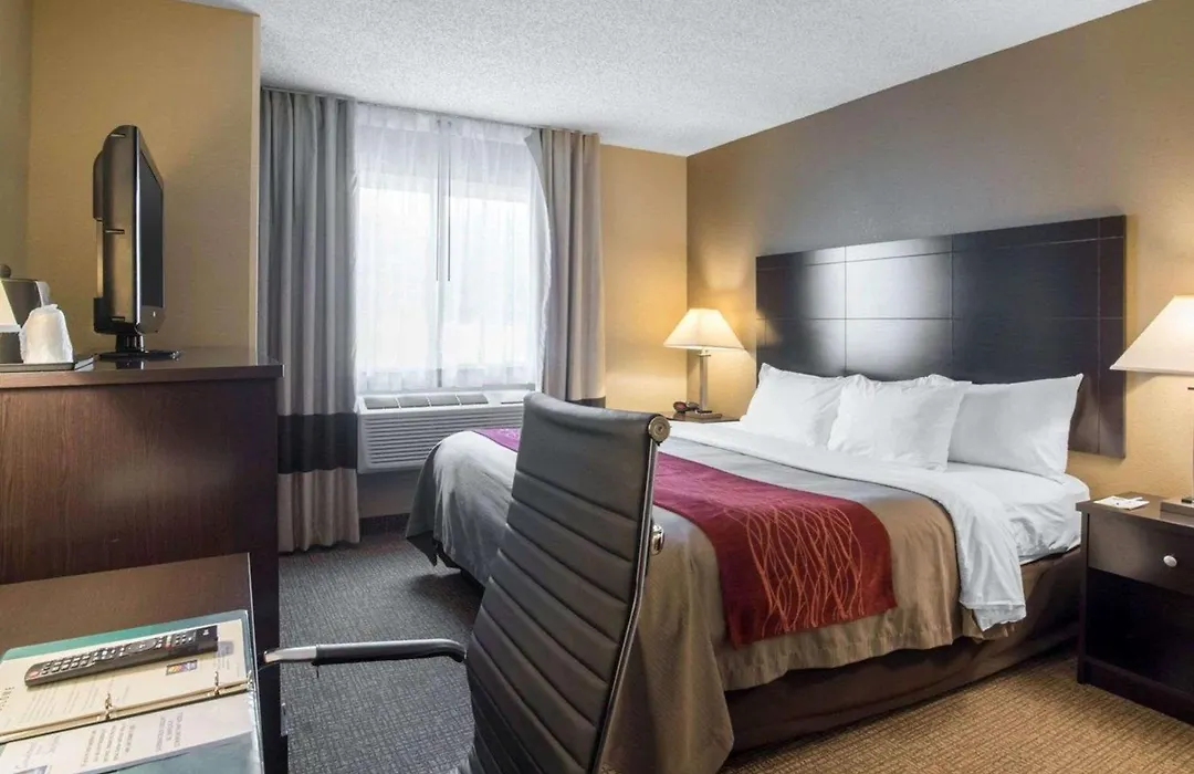 Comfort Inn Saugerties-1