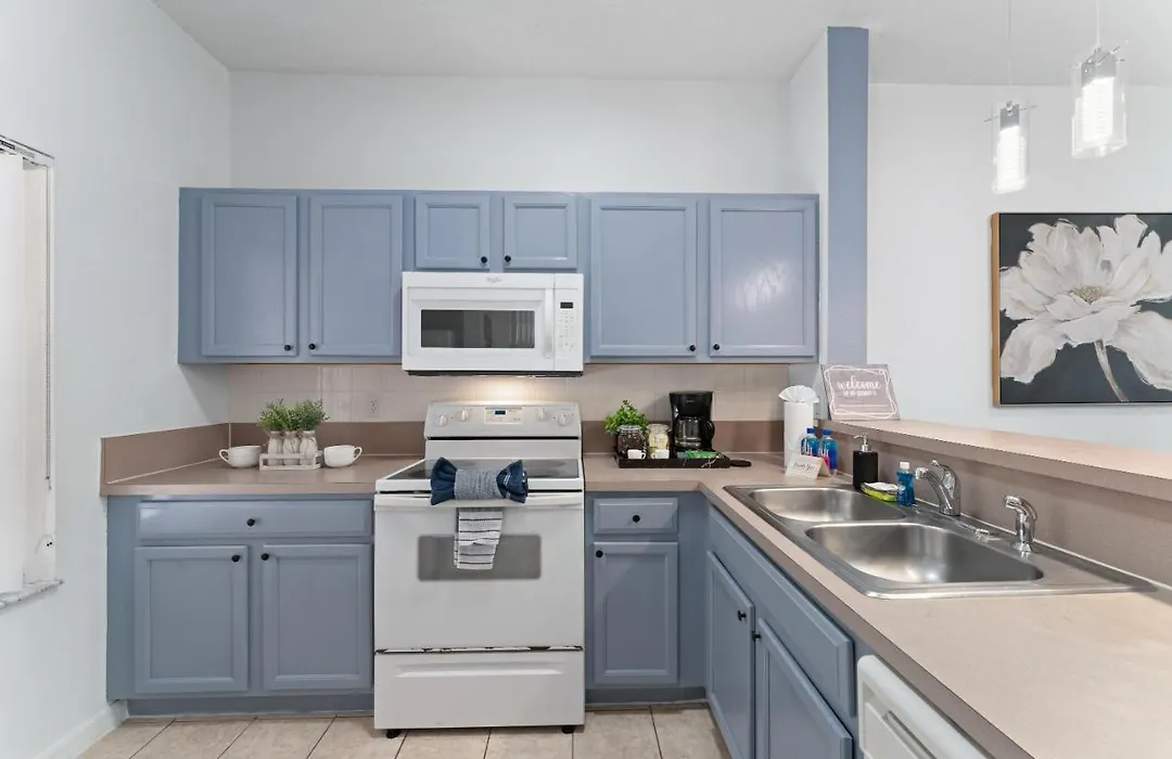 Disney Escape ,Resort Pools & Tennis ,Sleeps 6 , Free Parking-1