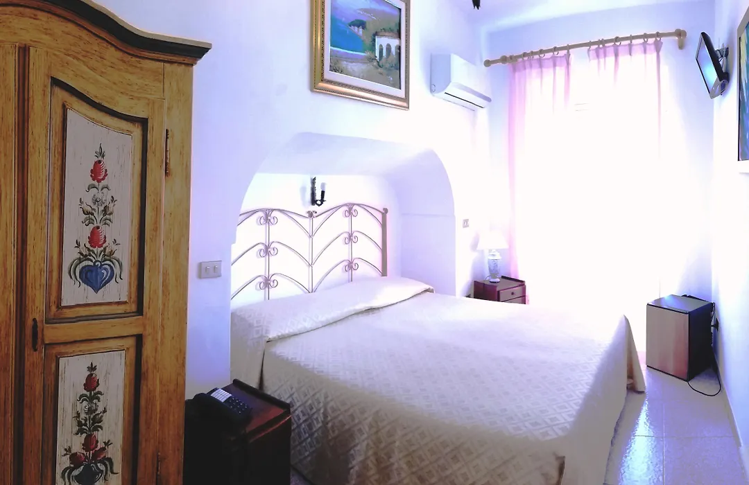Hotel La Perla-1