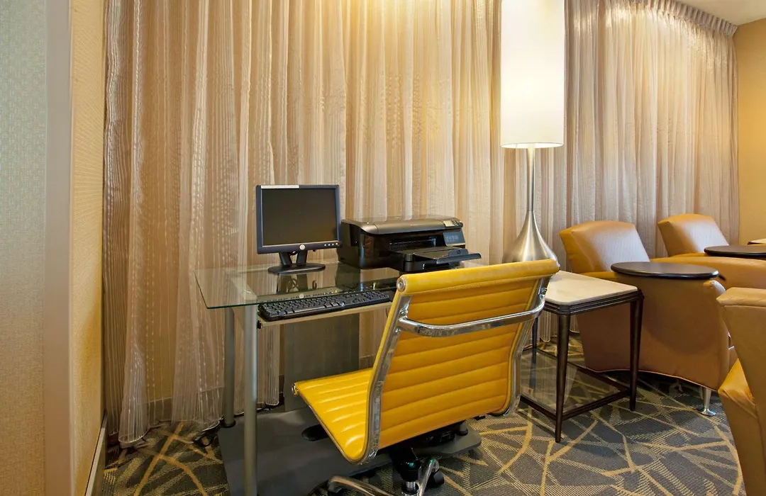 Hampton Inn & Suites Cleveland-Independence-1