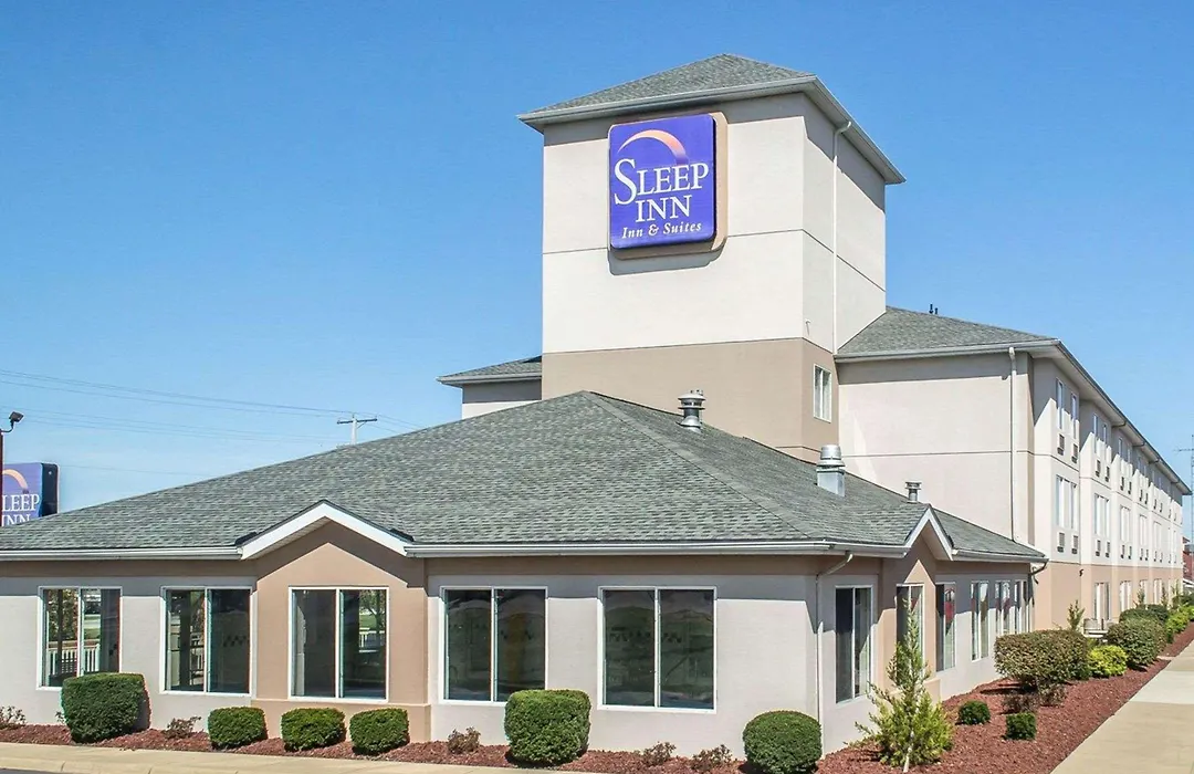 Sleep Inn & Suites Port Clinton-1