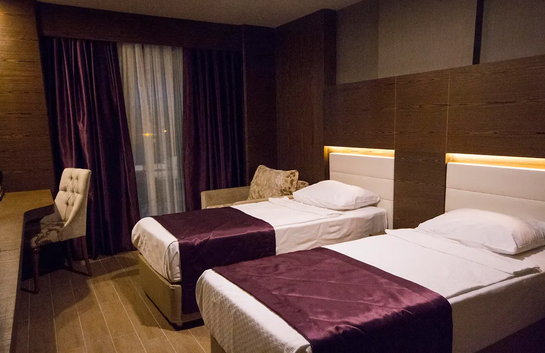 Sky Business Hotel-1
