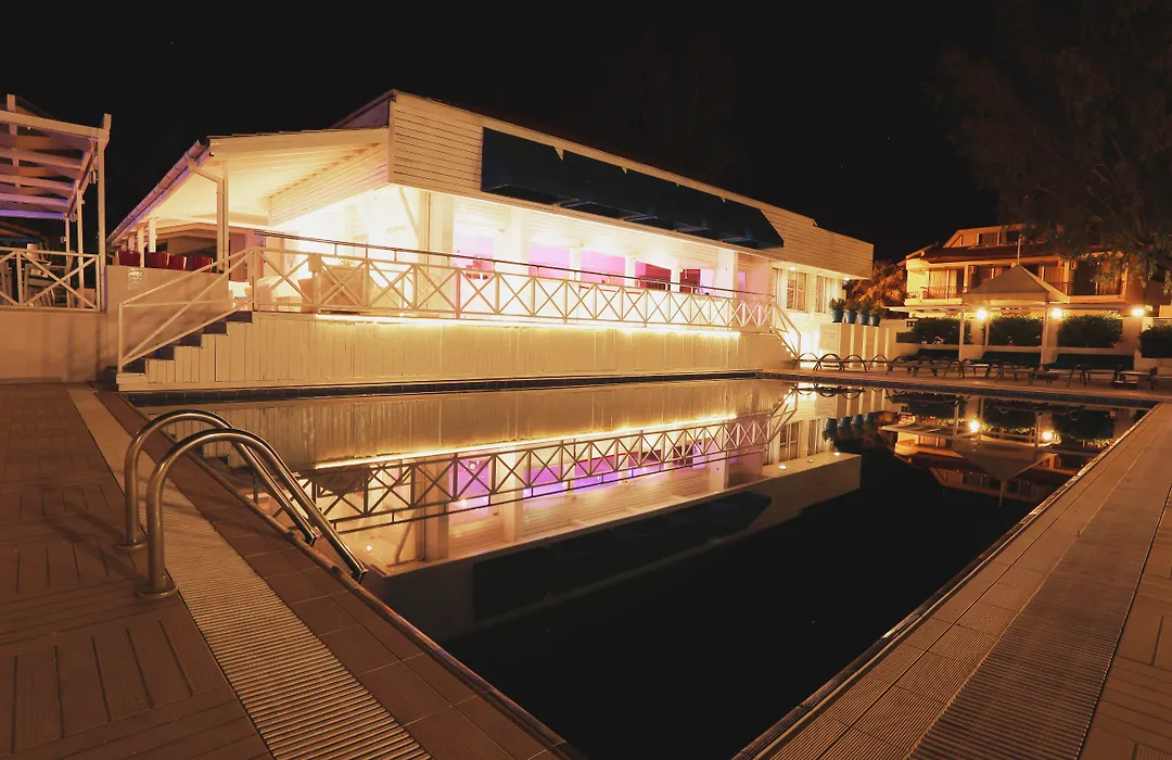 Club Munamar Beach Resort Hotel-1