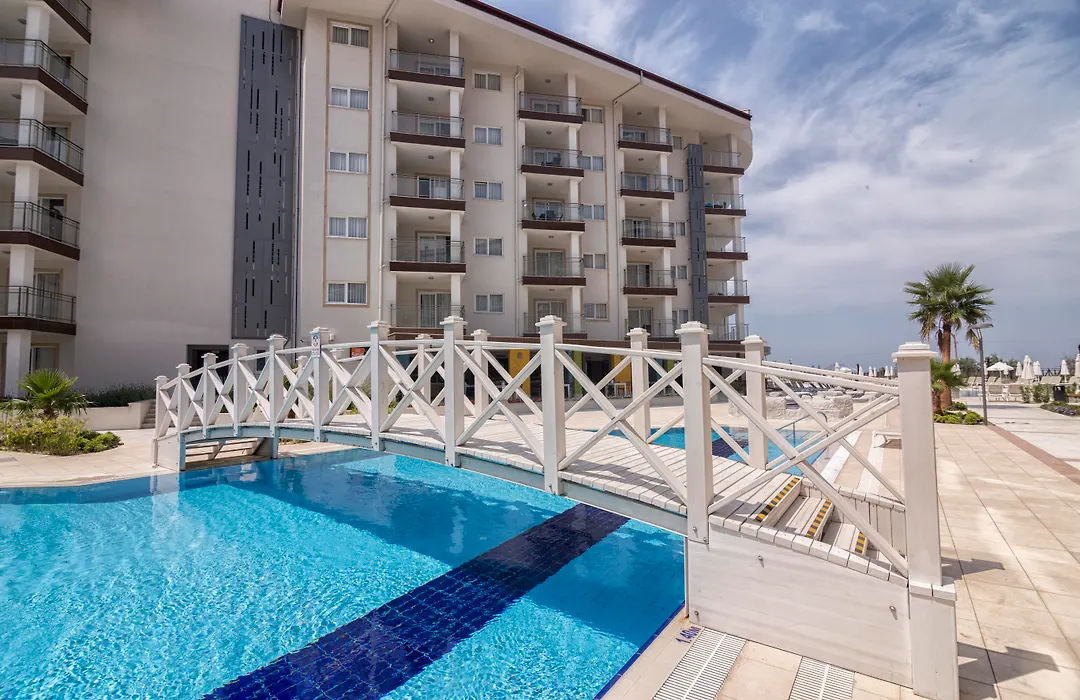 Ramada Hotel & Suites By Wyndham Kusadasi-1