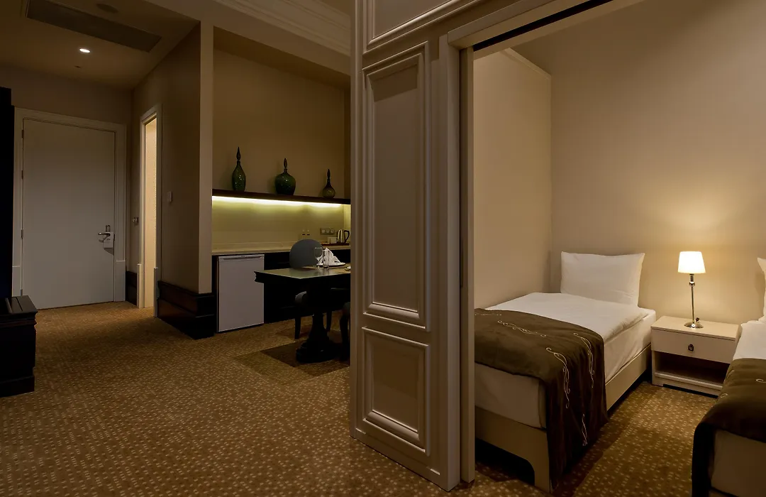 Vialand Palace Hotel-1