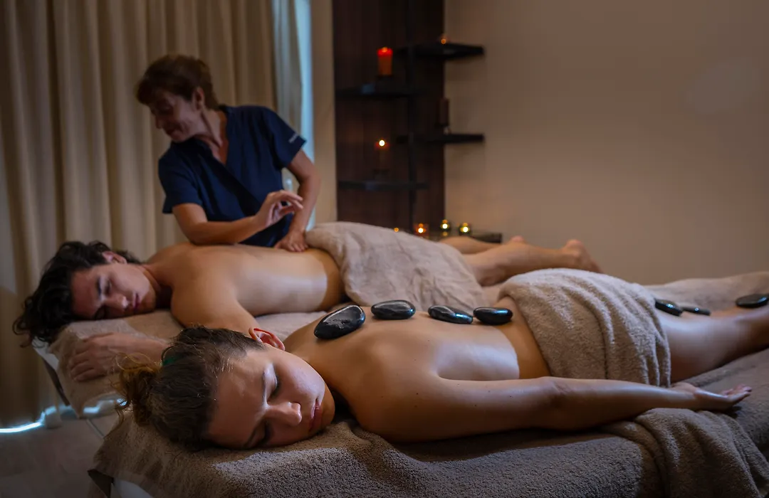 Leonardo Crystal Cove Hotel & Spa - Adults Only-1