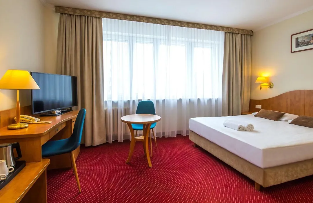 Best Western Hotel Portos-1