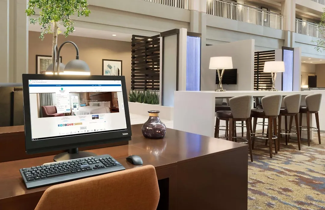 Embassy Suites By Hilton Chicago Lombard-1